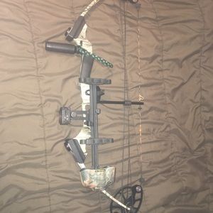Mattews youth compound bow